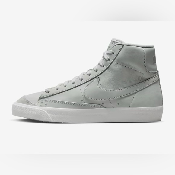 Nike Shoes - NIKE BLAZER MID PREMIUM